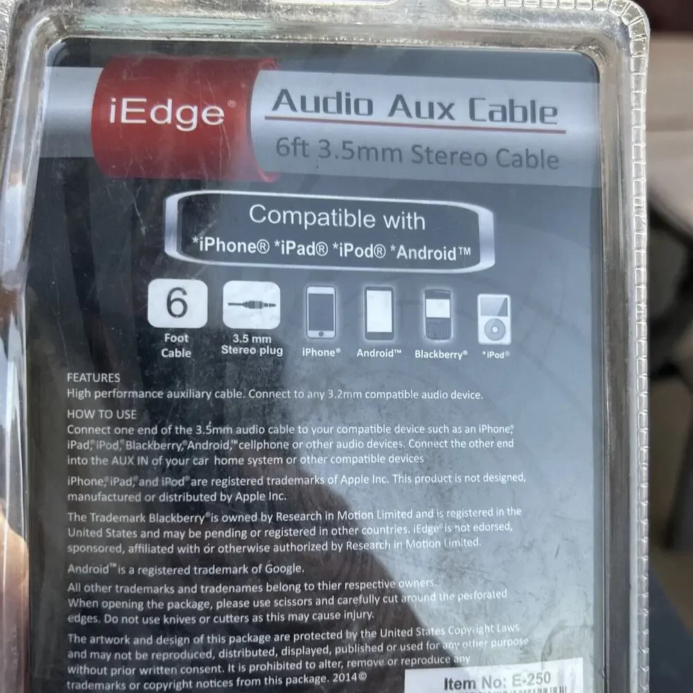 i Edge Audio Aux Cable 6 ft Cable iPhone, iPad, iPod, Android Compatible
